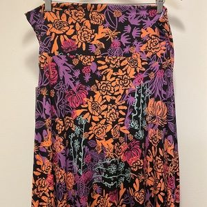 LuLaRoe Maxi Skirt New with tags size Large